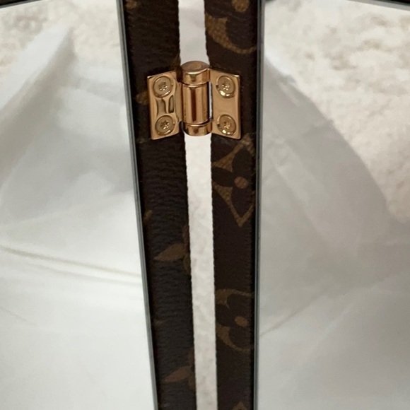 ❌SOLD❌Louis Vuitton Mirror PVC Brown three-sided mirror GI0554 home mirror trunk - Picture 9 of 11